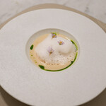 Maison DIA Mizuguchi - 愛知県新玉ねぎポタージュ、ゴボウのロワイヤル、スペイン産は生ハムカプチーノ、サクラ風味