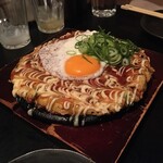 Okonomiyaki & Teppanyaki Nakanaka - 豚玉＋半熟目玉焼き