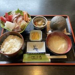 Chaka sushi - さしみ定食