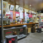 ラーメンまりちゃん - カウンター席は無くなっています