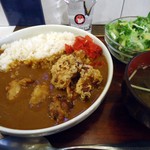 海麦酒 - 「自家製カレーライス鶏唐揚げのせ」850円也。税込。