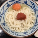 Marugame Seimen - 釜玉うどん【明太子トッピング】。