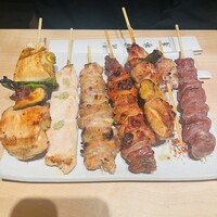 伊勢廣 京橋本店 - やきとり定食7本