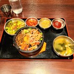 焼肉・サムギョプサル専門店 とんとら - 