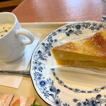 ドトールコーヒーショップ - クラムチァウダー　北海道かぼちゃタルト¥440