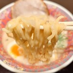 支那そば 北熊 - 麺リフト