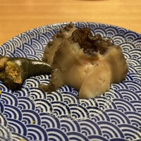 まんてん鮨 日比谷オクロジ店 - アワビ　柔らかく美味しい