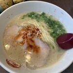 とんこつラーメン専門 八味豚骨 - 