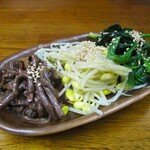 236419178 - ナムル（野菜のおひたし） 500円 。