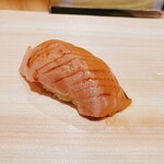 鮨と天ぷら にほんのうみ - サーモン