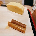 鮨と天ぷら にほんのうみ - 玉子・ごぼうの漬物