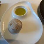 236424801 - 全粒粉パン