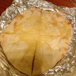 アジアンダイニング ダリマ - チーズナン