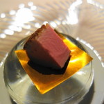 レストラン・セン - スモークされた鴨肉に、カリフラワーのチップ