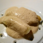 レストラン・セン - やわらかなホワイトアスパラガスと鱈の白子ソース