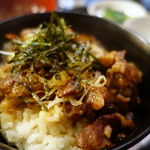 中野畜産 - 牛すじ丼（大盛り無料）　500円