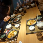 やよい軒 - １人は味噌煮かつ定食！(左上)