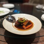 中国料理 チャイナシャドー - ラフテーの黒酢あんかけハーフ