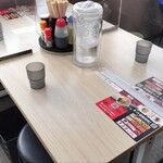 中華そば 太平楽 - テーブル席