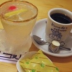 コメダ珈琲店 - レモンスカッシュとコーヒー