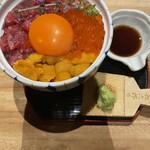 肉亭 まぼたん - まぼたん飯