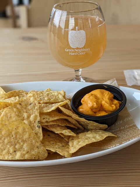 Green Neighbors Hard Cider（グリーンネイバース ハード サイダー） - 紫波中央（バー）の写真