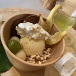 UTTAU - 茶色のヤツは、クッキ〜じゃなくて、ほうじ茶どら焼き‼︎