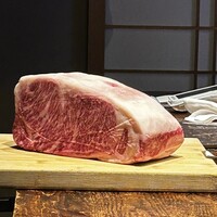 鉄板焼 炭焼 さいとう - 2.5kgのサーロイン