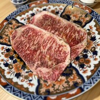 肉亭ふたご iki 本郷三丁目店 - サローイン出汁