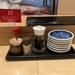 Sushi Waka - カウンター席卓上