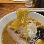 麺屋 雪風 - 王道の中太ちぢれ麺