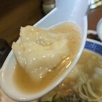 純とんこつ無双 - しつこくワンタンの写真