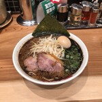 なんつッ亭 町田店 - らーめん６８０円　LINE追加特典味玉