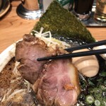 なんつッ亭 町田店 - チャーシュー　みるからにやわらかいね