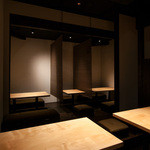 Nagono Sarun - 掘りごたつ式のテーブル席