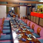 福井名物ずわい蟹料理 こまつや - 2階の大部屋です。