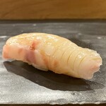 小判寿司 - 追加 石鯛