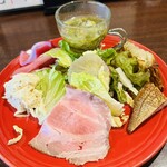 バルハチゴー - アップで1枚✨️