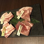 焼肉なかお - うちなぁ食べ比べセット：１２９０円