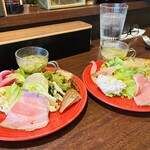 バルハチゴー - この日の前菜盛合せ