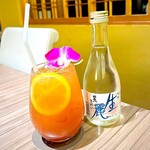 ホテルニューアワジプラザ淡路島 - 右・生麗（きれい）生貯蔵
      左・プラザハーブカクテル NO.2