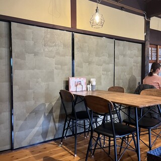 レストランカフェ アンドット_2