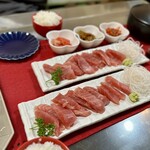 魚栄 - 赤身のお刺身…1100円（税込）