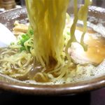 ばぁる・ひらら - 津軽風〆のラーメンの麺