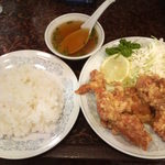 新華苑 - から揚げ定食８７０円