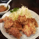 新華苑 - 大きなから揚げが６個