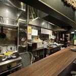 Japanese Sake Bar WASABI - 店内風景　1階　調理場、カウンター席