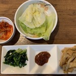 韓国家庭料理 名家 - 