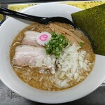 らぁ麺 亀我楽 - ④煮干し中華そば（背脂醤油）