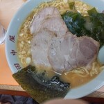 地獄ラーメン 田中屋 - チャーシュー麺 900円